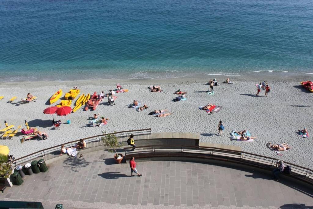 Dall Alba Al Tramonto Monterosso al Mare Buitenkant foto